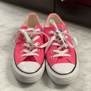 Hot pink converse all star